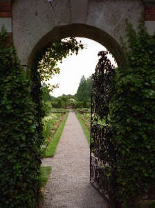A Great Gatsby Garden: The Lavish Long Island Estate That Inspired a
