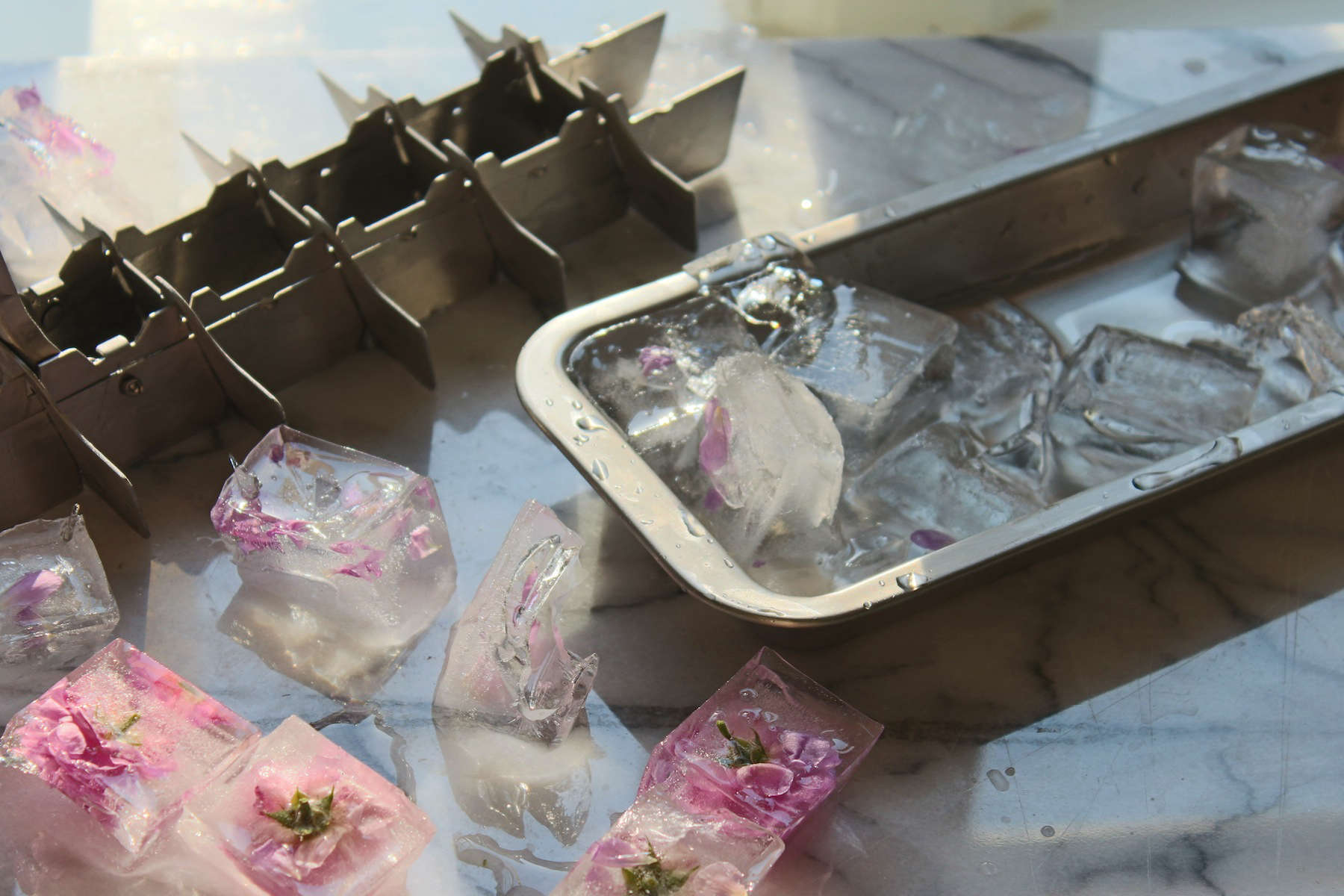DIY Rose Petal Ice Cubes Gardenista