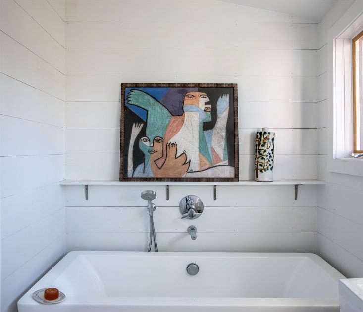 One of our favorite bathrooms from the Remodelista archives is proof that great things come in small packages. (How small? Let&#8\2\17;s put it this way: It&#8\2\17;s in an apartment that measures just 400 square feet.) Photograph by Justine Hand, from Steal This Look: A Hudson Valley Artist’s Above-the-Shop Bath.