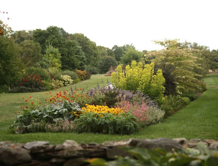 Flower Borders 10 Essential Tips from White Flower Farm's Barb Pierson