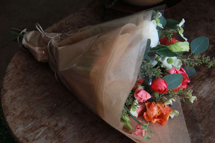 valentines-bouquet-online-brooklyn-gardenista