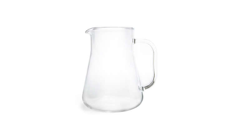 small-borosilicate-glass-lemonade-pitcher-gardenista