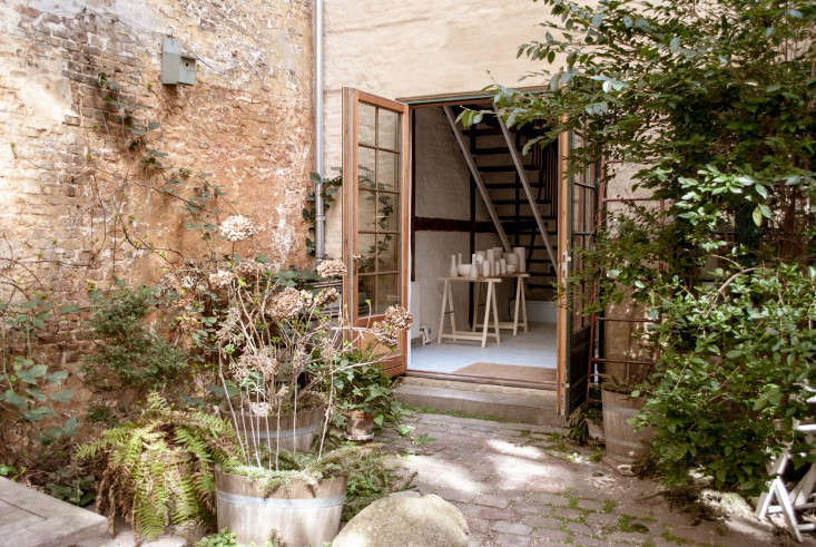 tortus-studio-copenhagen-brick-wall-gutters-french-doors-stoop-gardenista