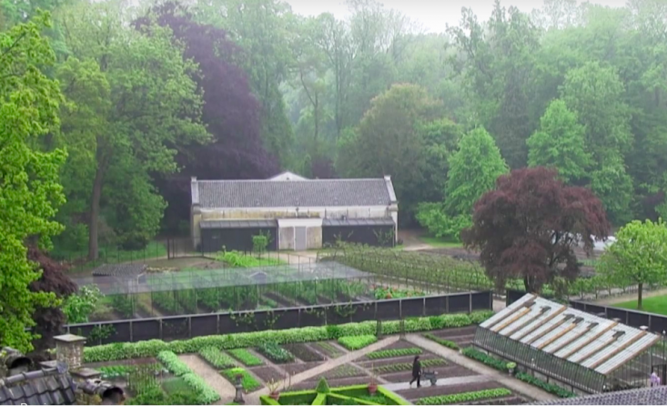 portrait-of-a-garden-film-aerial