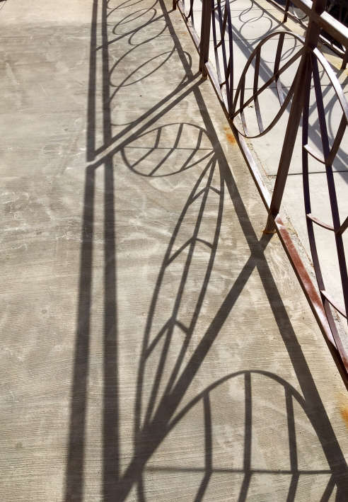 Hardscaping 101: Railings - Gardenista