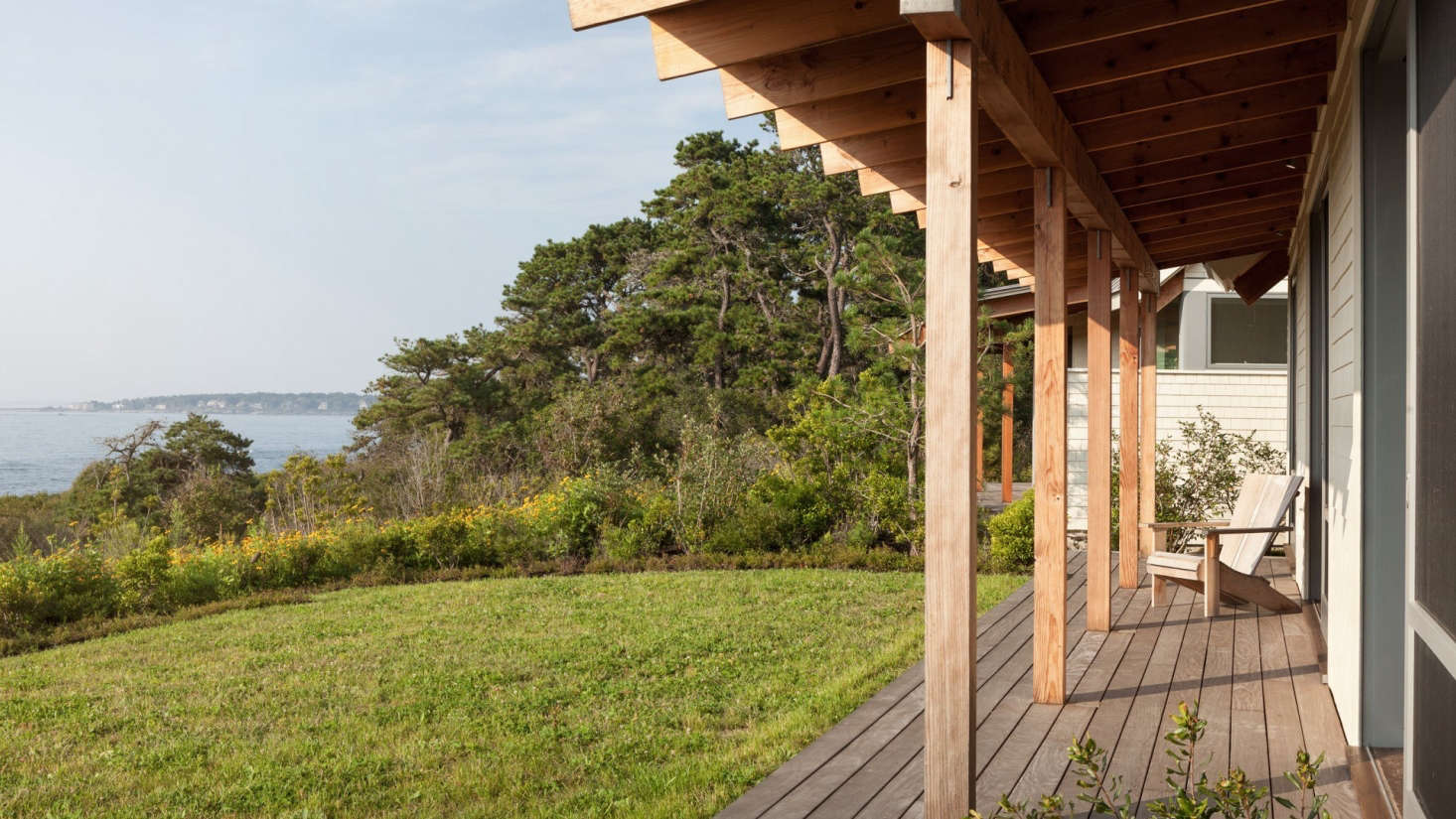 Each bedroom has a porch to encourage residents and guests to head directly outdoors in the mornings.