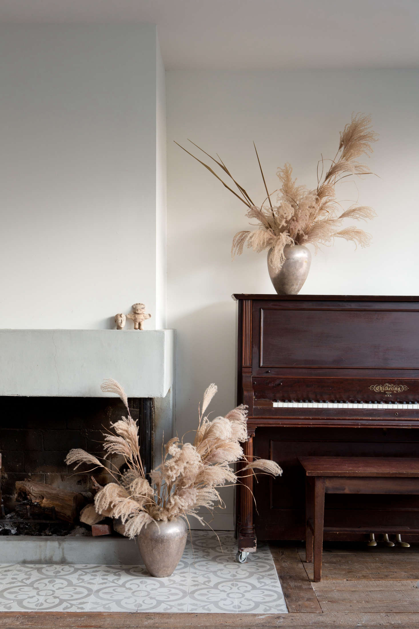 Another popular way to capitalize on pampas grass