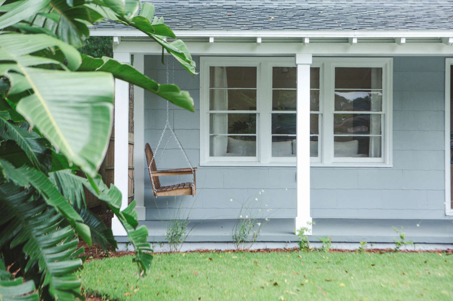 Among the native and Florida-friendly plants they chose (and planted themselves, with the help of their family): Muhly grass, fountain grass, oakleaf hydrangea, sweet almond, and silver saw palmetto for shrubs; and camellia, gardenia, beach sunflower, gaura, and coral honeysuckle for blooms.