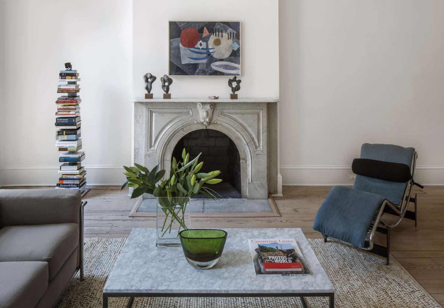 Margot visits the elegant townhouse of two DC insiders in Freedom of the Press: Inside Former Washington Post Editor Ben Bradlee’s Georgetown House. Photograph by Richard Barnes, courtesy of Lauren Wegel.