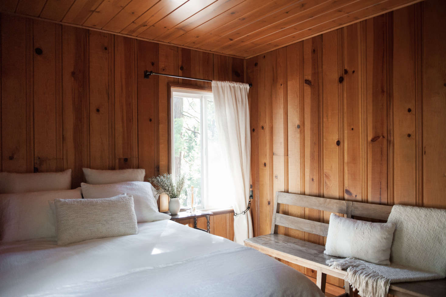 Photograph by Melissa Gidney, courtesy of Rip & Tan, from A Star LA Hair Stylist’s Year-Round Family Lake Cabin.