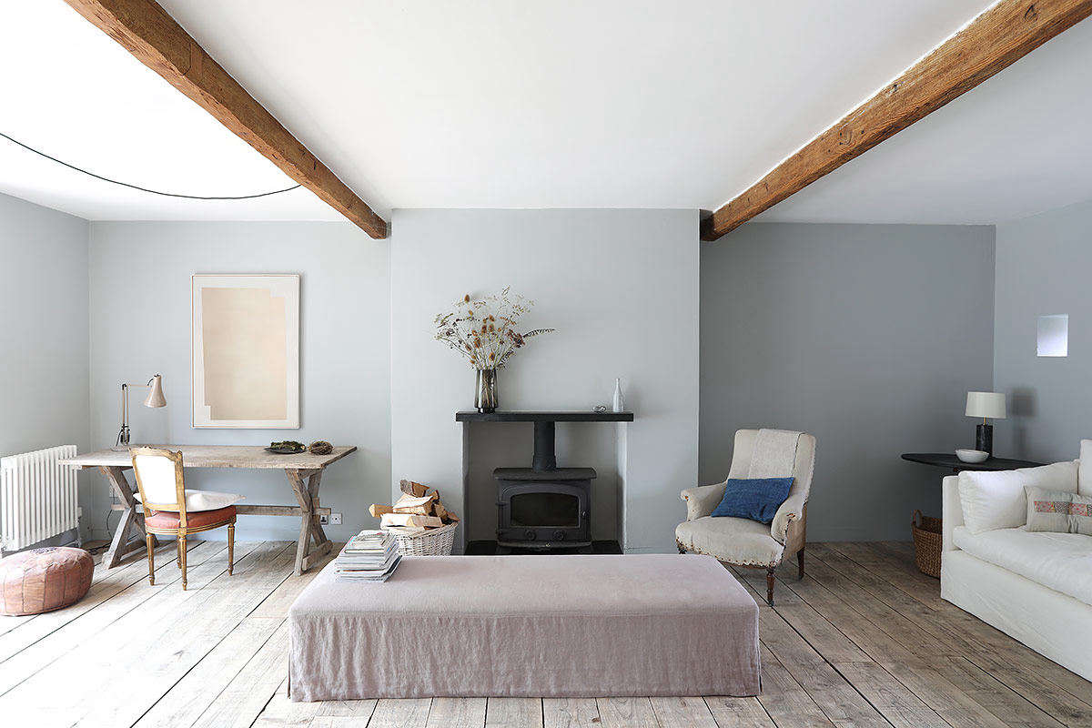 Interior designer Cassandra Ellis, a Remodelista favorite, shares inspiring glimpses of her countryside retreat in Like Walking Through a Sonnet: A Serene East Sussex Barn by Cassandra Ellis. Photograph via Light Locations.
