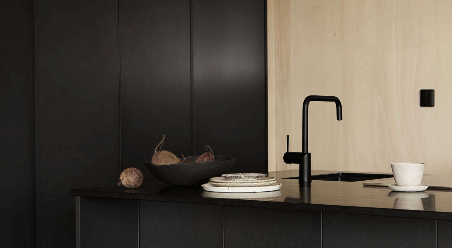 Black kitchens are on the rise, but they needn