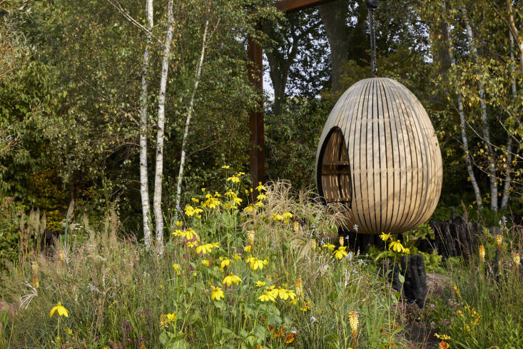 Tom Raffield created the pod. To see another of his beautiful products, see Object of Desire: Bentwood Hanging Planters from UK Designer Tom Raffield.)