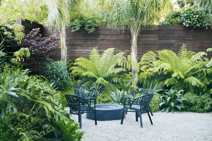 A firepit conversation area for a garden in Castro Valley. Photograph by Caitlin Atkinson.