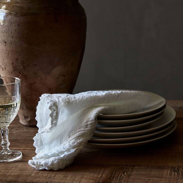 We may have found the most perfect linen napkins for summer soirees. No notes. Shop now.