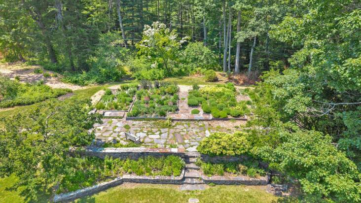 A bird\2\17;s-eye view of the garden, foundation, and terraces. Photograph by Firefly Media.