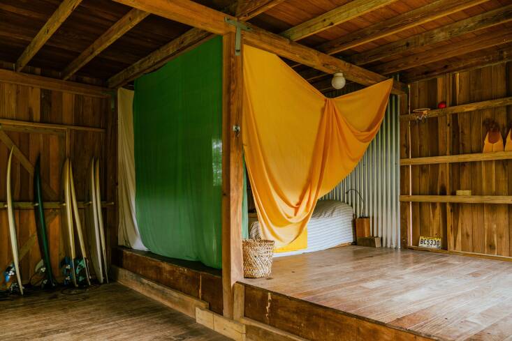Nonchalant style in Panama. See more of this charming coastal treehouse in ‘Little Cabin in the Rainforest’: Jesse Kamm and Luke Brower’s Off-the-Grid Retreat in Panama. Photograph by Jake Naughton, from Surf Shacks Vol. 3, courtesy of Gestalten.