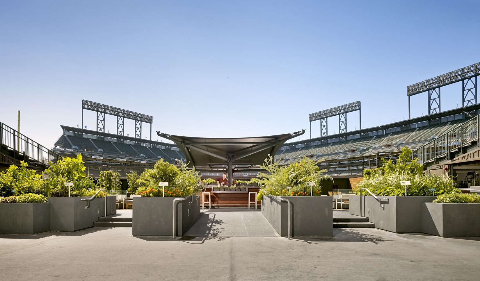 The Edible Garden at AT&T ball park - Gardenista