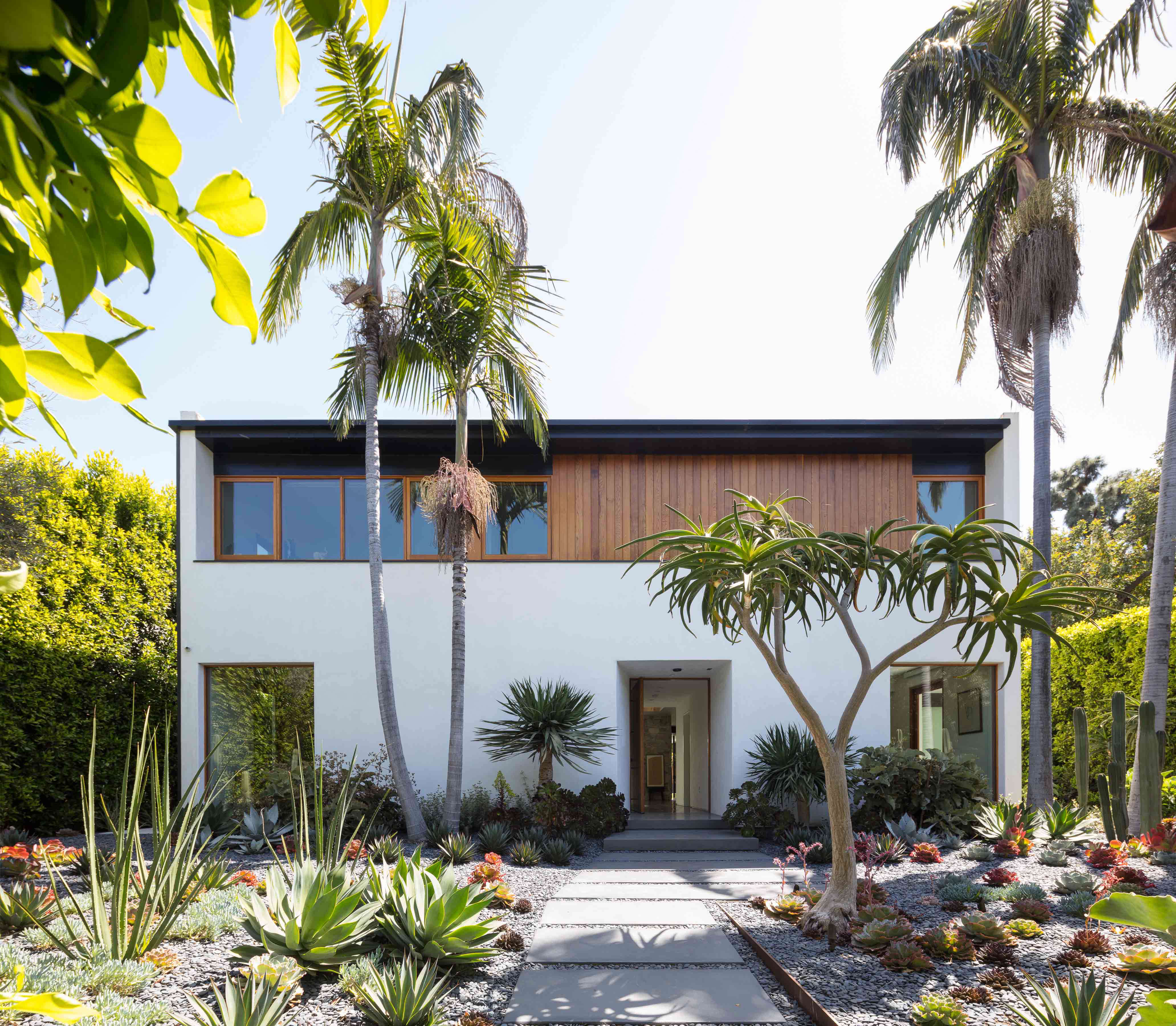 Hedge House Gardenista